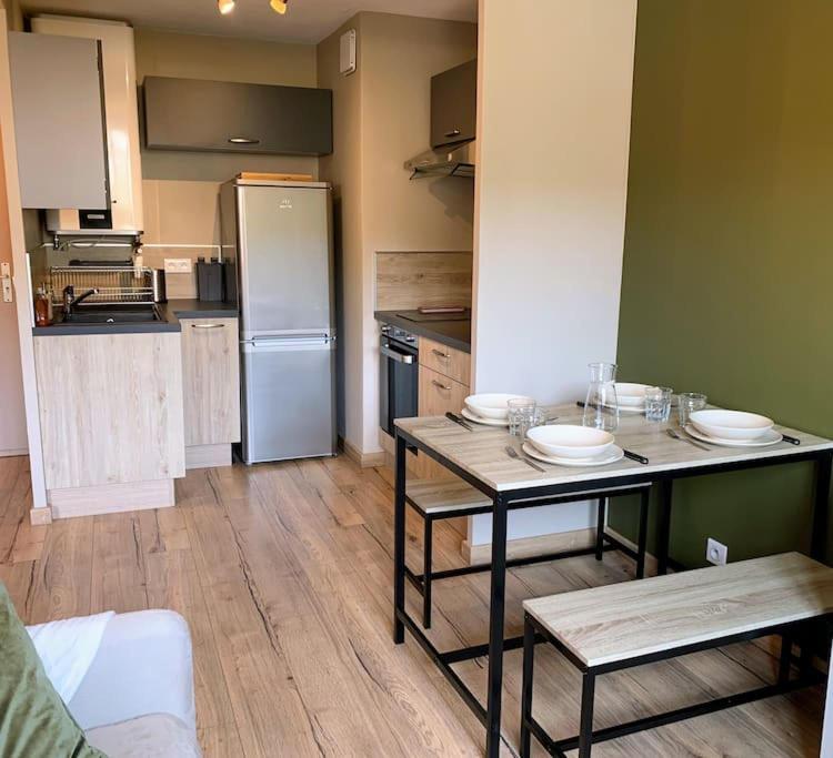 Appartement Cosy Proche Centre ดรากิญญ็อง ภายนอก รูปภาพ